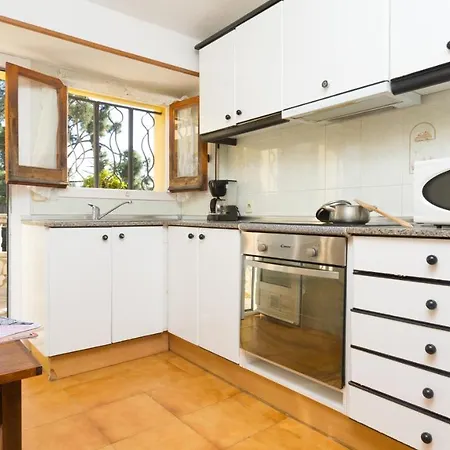 Sleeps 10 יורט דה מאר