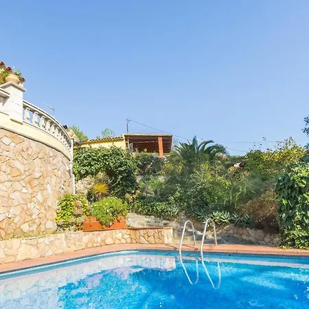 Sleeps 10 Vila *