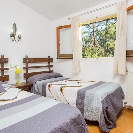 Villa Sleeps 10 Lloret de Mar